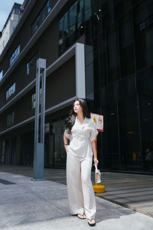 Sixdo Light Beige Linen Loose Pants